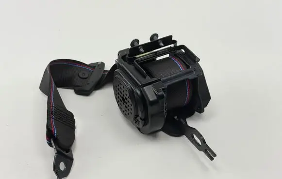 BMW 1 F20 F21 Front seatbelt S3809775306