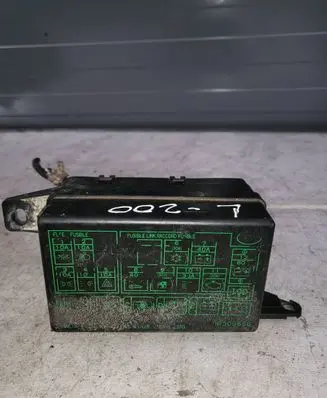 Mitsubishi L200 Fuse module