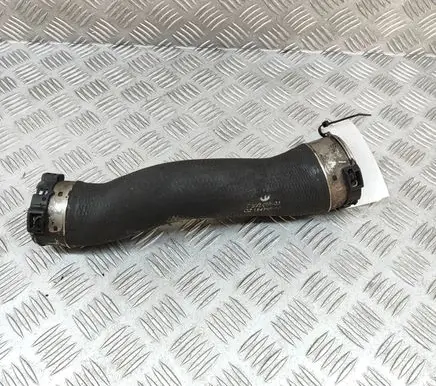 BMW 4 F32 F33 Intercooler hose/pipe 7602652
