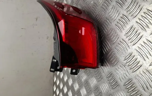 Lexus CT 200H Rear/tail lights KOITO