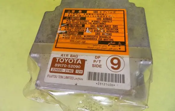 Toyota Yaris Airbag control unit/module 8917052090 89170-52090