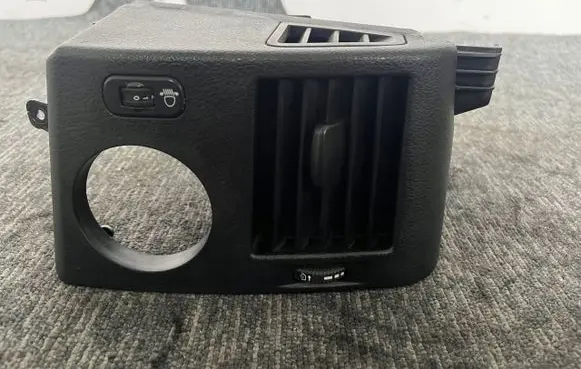 Mercedes-Benz Sprinter W906 Dashboard side air vent grill/cover trim 2006R