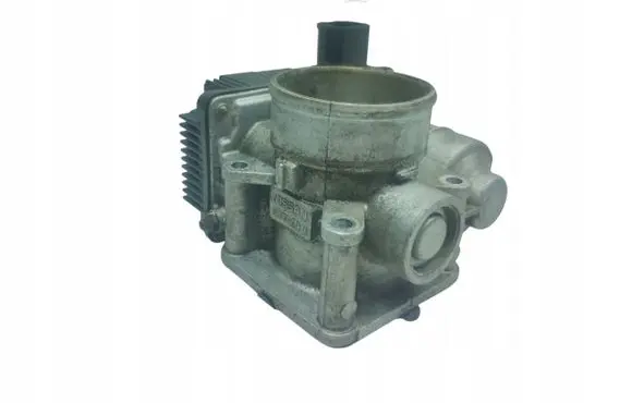 Nissan Primera Throttle valve