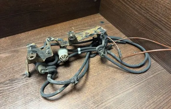 Volkswagen Crafter Turbo solenoid valve 1K0906627A 70086800