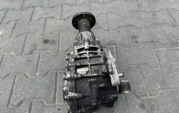 Hyundai Santa Fe Gearbox transfer box case 070501923