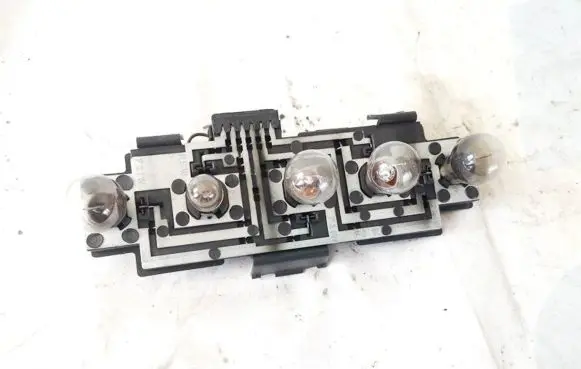 Skoda Octavia Mk1 (1U) Tail light bulb cover holder 1u6945257