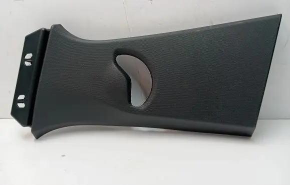 BMW 1 F40 (B) pillar trim (top) 7444551