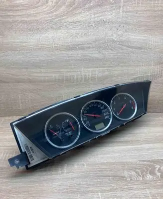 Nissan Primera Speedometer (instrument cluster) 2Y28137 AU819