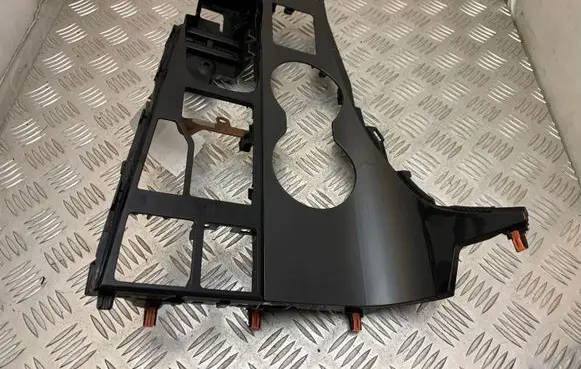 Other center console (tunnel) element