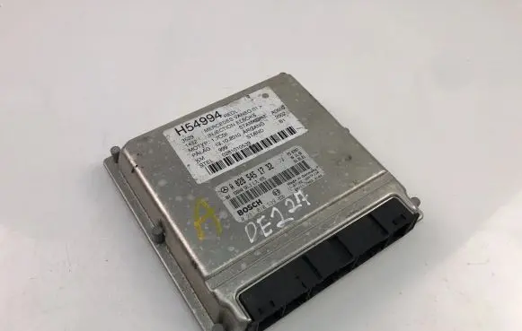 Mercedes-Benz Vaneo W414 Engine control unit/module 0285451732