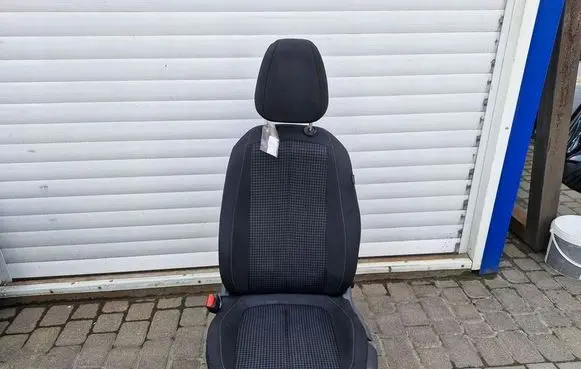 Peugeot 308 Front driver seat 