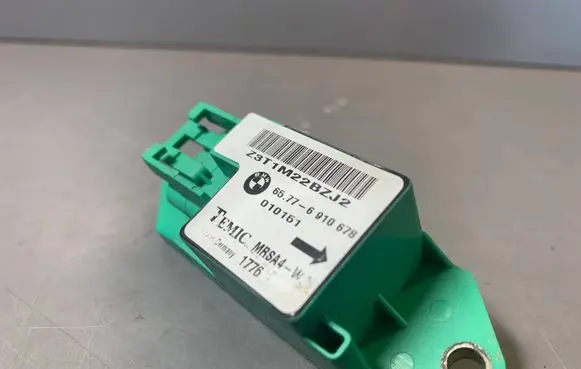 BMW 5 E39 Airbag deployment crash/impact sensor 6910678 65776910678 Z3T1M22BZJ2