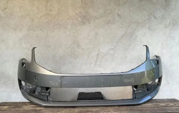 Skoda Octavia Mk3 (5E) Front bumper 5E0807221