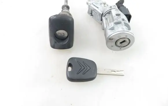 Citroen C4 I Ignition lock