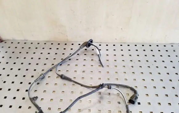 Volkswagen Eos Rear ABS sensor wiring 1Q0927904M
