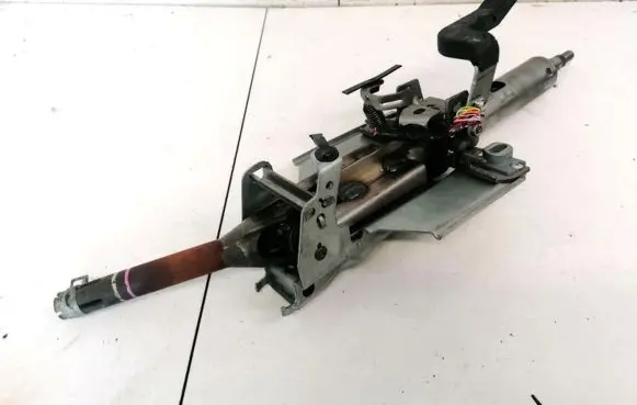 Mitsubishi Outlander Steering wheel axle