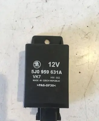 Skoda Fabia Mk2 (5J) Other relay 5J0959631A