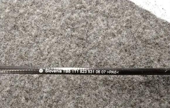 Volkswagen Caddy Engine bonnet/hood lock release cable 1T1823531