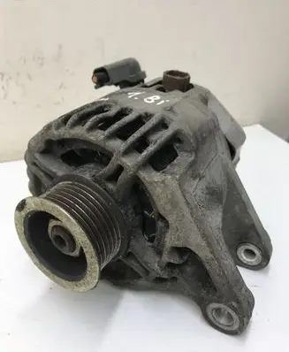 Toyota Corolla Verso AR10 Generator/alternator
