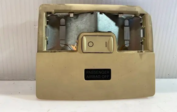 Audi A6 S6 C5 4B Interior lighting switch 4B0947105B
