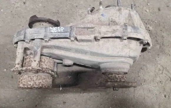 Gearbox transfer box case
