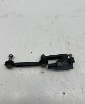 Headlight/headlamp level sensor