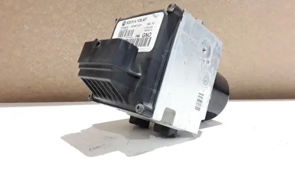 Volkswagen PASSAT B6 ABS Pump 3C0614109AF
