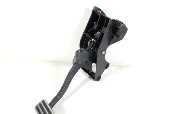 Ford Mustang V Brake pedal DR33-2450-CA