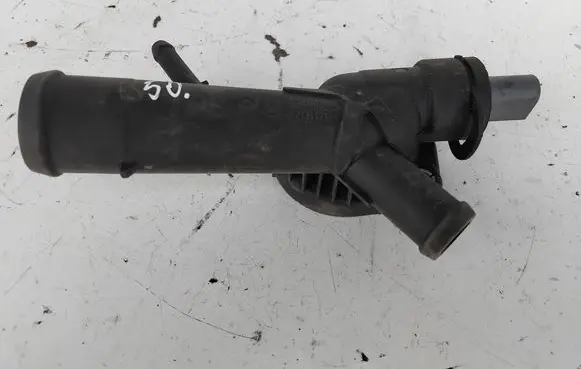 Volkswagen Golf VI Thermostat/thermostat housing 03L121131F