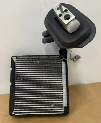 Ford Fiesta Air conditioning (A/C) radiator (interior) H1BH19849AA A10455870