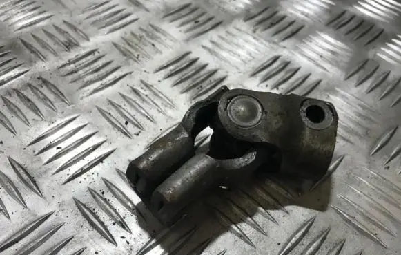 Nissan Micra Steering column universal joint