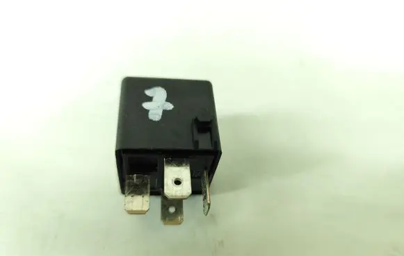 Peugeot 208 Other relay 121343B