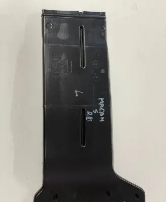 Porsche Macan (95B) Cabin air duct channel 8R0819801