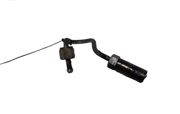 Nissan X-Trail T30 Fuel injector supply line/pipe 