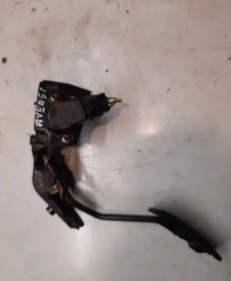 Toyota Avensis T250 Accelerator throttle pedal 8928147010