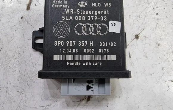 Audi A6 S6 C6 4F Light module LCM 8P0907357H 5LA00837903