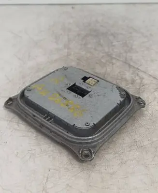 Audi A4 S4 B8 8K Headlight ballast module Xenon 8K0907472 130732921800 10EEG090314