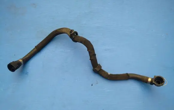 Peugeot 208 Engine coolant pipe/hose 792