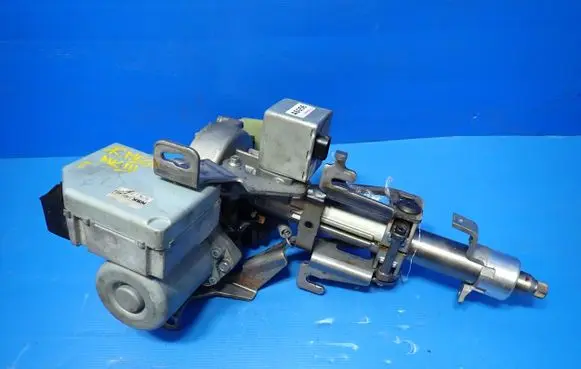 Steering wheel axle set