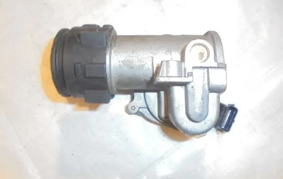 Renault Scenic III - Grand scenic III Throttle valve 8200614985