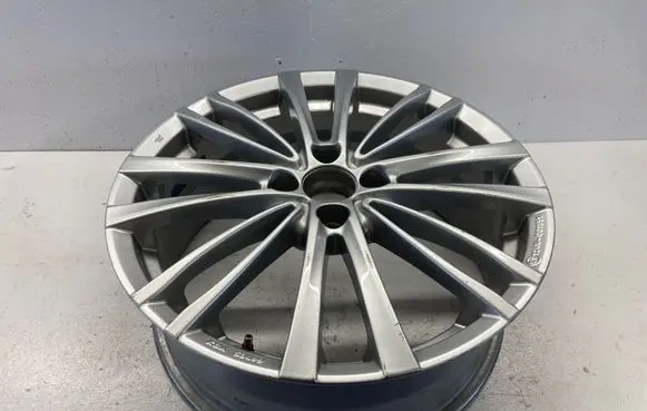 Hyundai i30 R17 alloy rim E1124R E124R001851 KBA53499