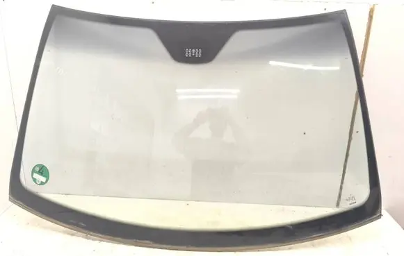 Mercedes-Benz CLK A209 C209 Front windscreen/windshield window 43R001126 DOT27M75AS1