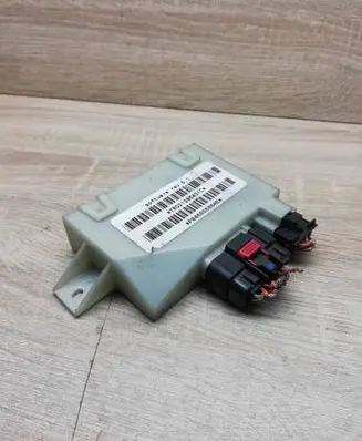 Chrysler Voyager Sliding door control unit/module P04686686AE TRG21205431C