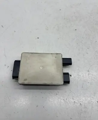 Renault Megane IV Fuel injection pump control unit/module 169102698R 0261S16707