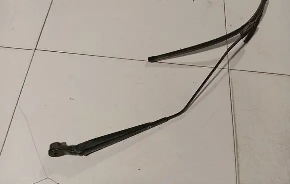 Renault Scenic III - Grand scenic III Front wiper blade arm 288860003R