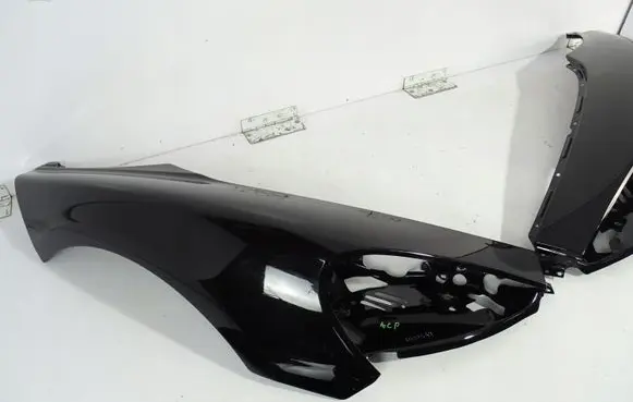 McLaren 570S Fender
