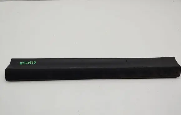 Toyota RAV 4 (XA40) Front door trim (molding) 7507342010