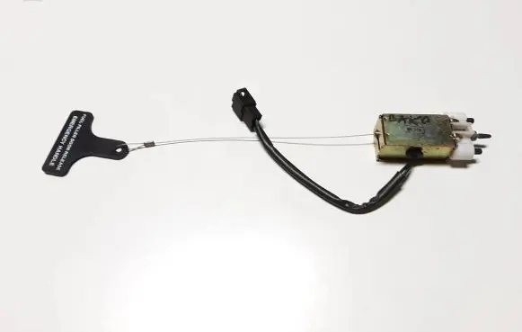 KIA Sorento Fuel tank cap lock 