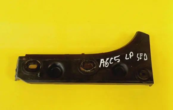 Audi A6 S6 C5 4B Front bumper mounting bracket 4B0807283B