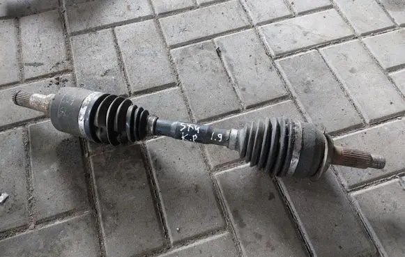 Suzuki SX4 Front driveshaft
